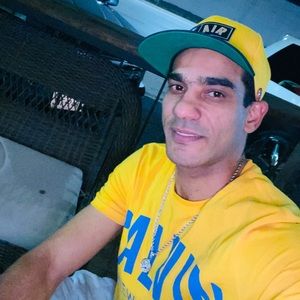 Meet your Posher, Syed